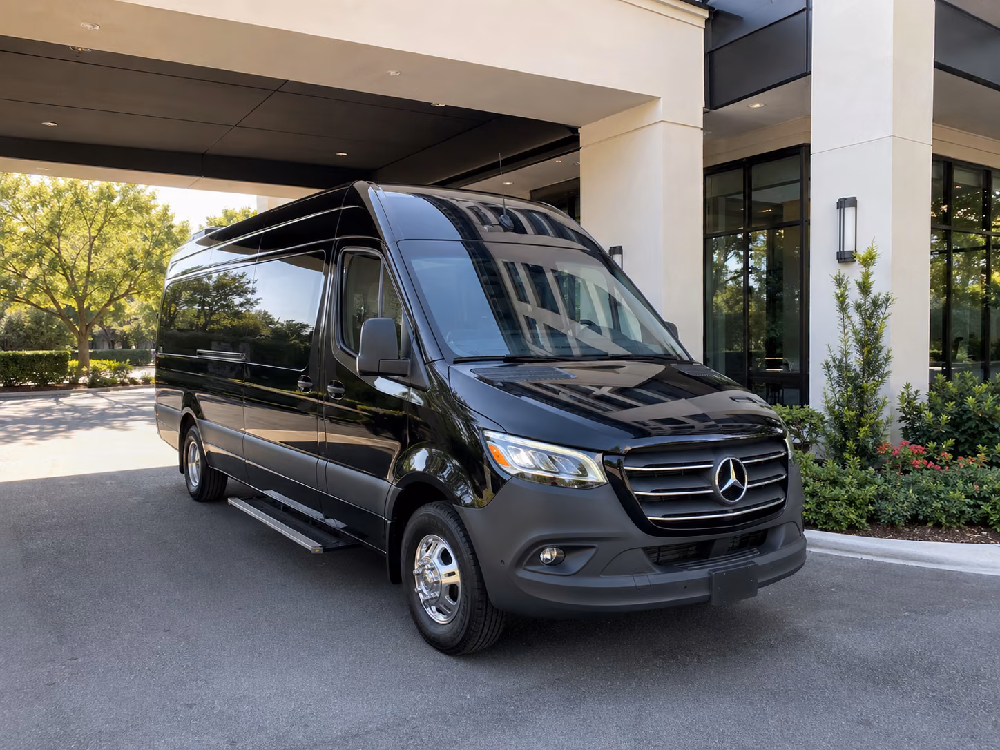 airport transfers between bos tyngsborough and westford