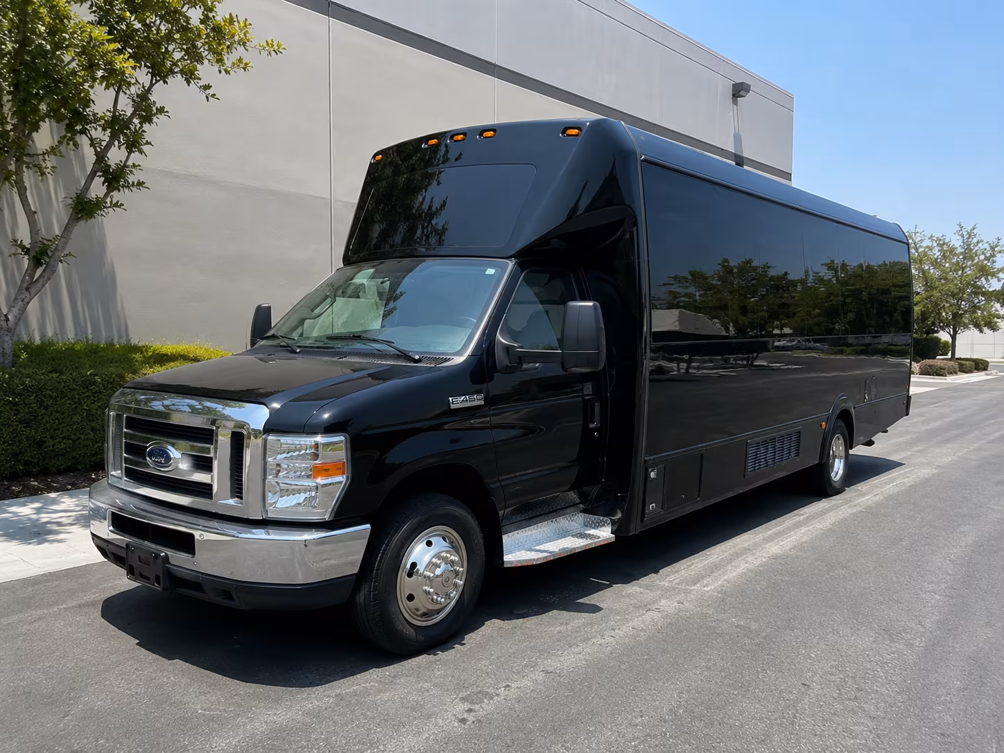 rent a lowell prom party bus or charter bus today